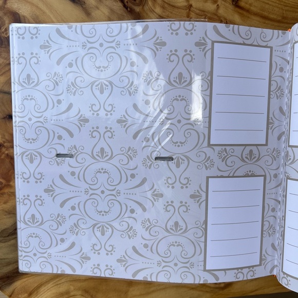 Pier 1 Sequined 6" x 4" Photo Album - Picture 5 of 10